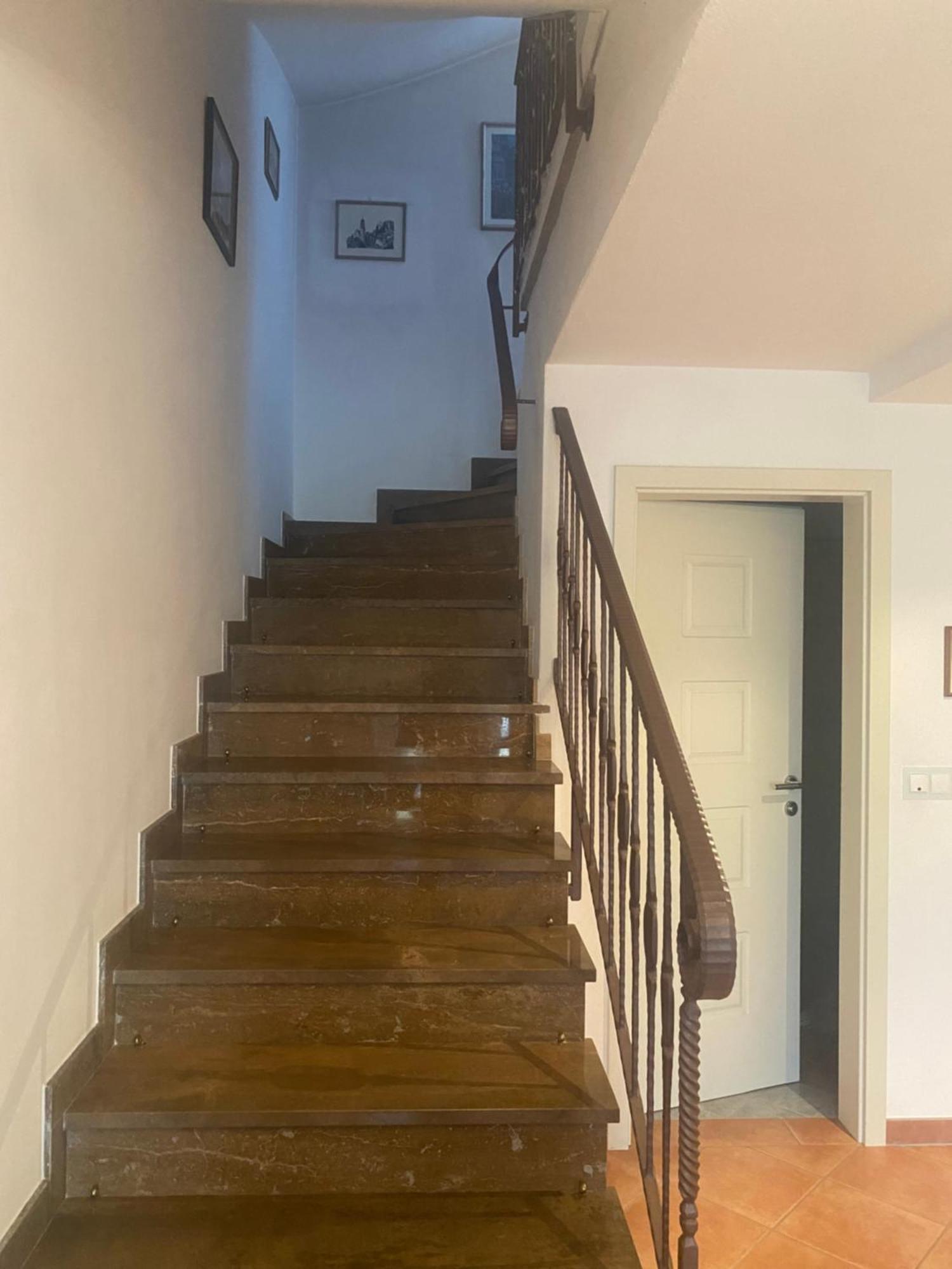 Hotel Rodes Urtijëi Dış mekan fotoğraf