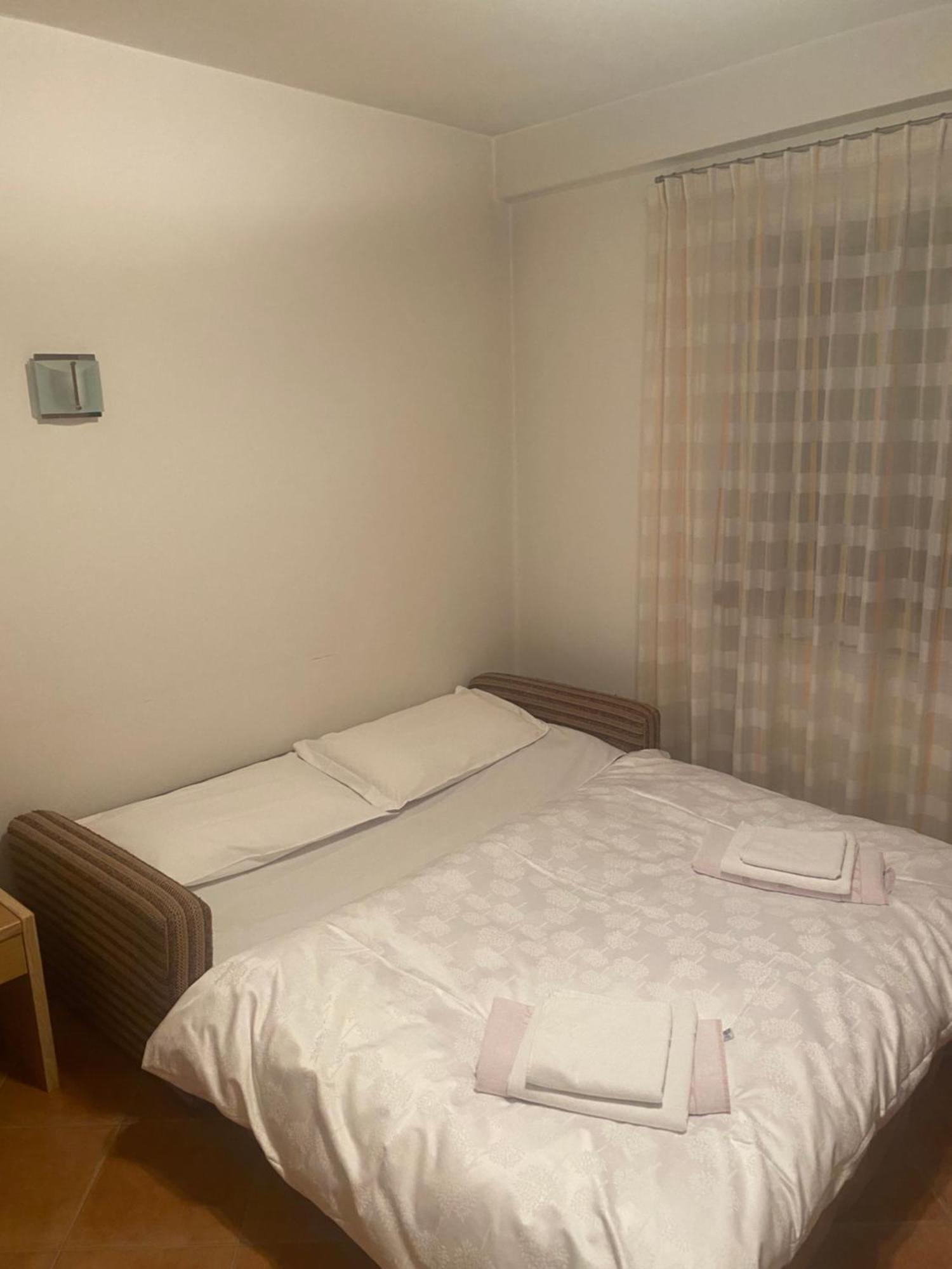 Hotel Rodes Urtijëi Dış mekan fotoğraf