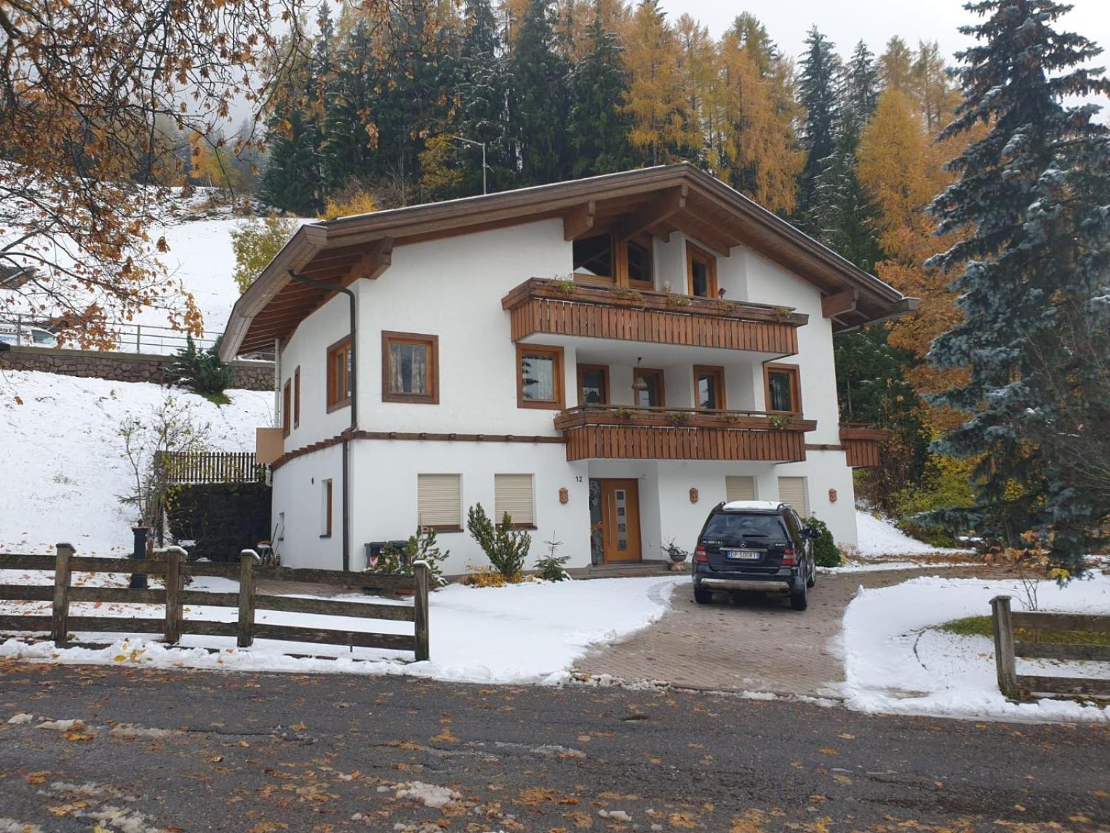 Hotel Rodes Urtijëi Dış mekan fotoğraf