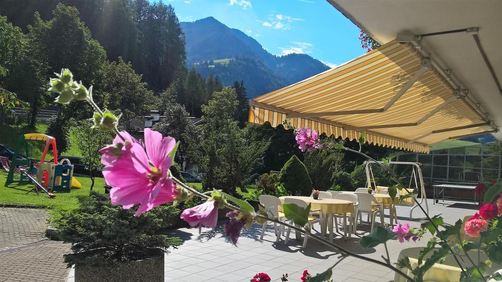 Hotel Rodes Urtijëi Dış mekan fotoğraf